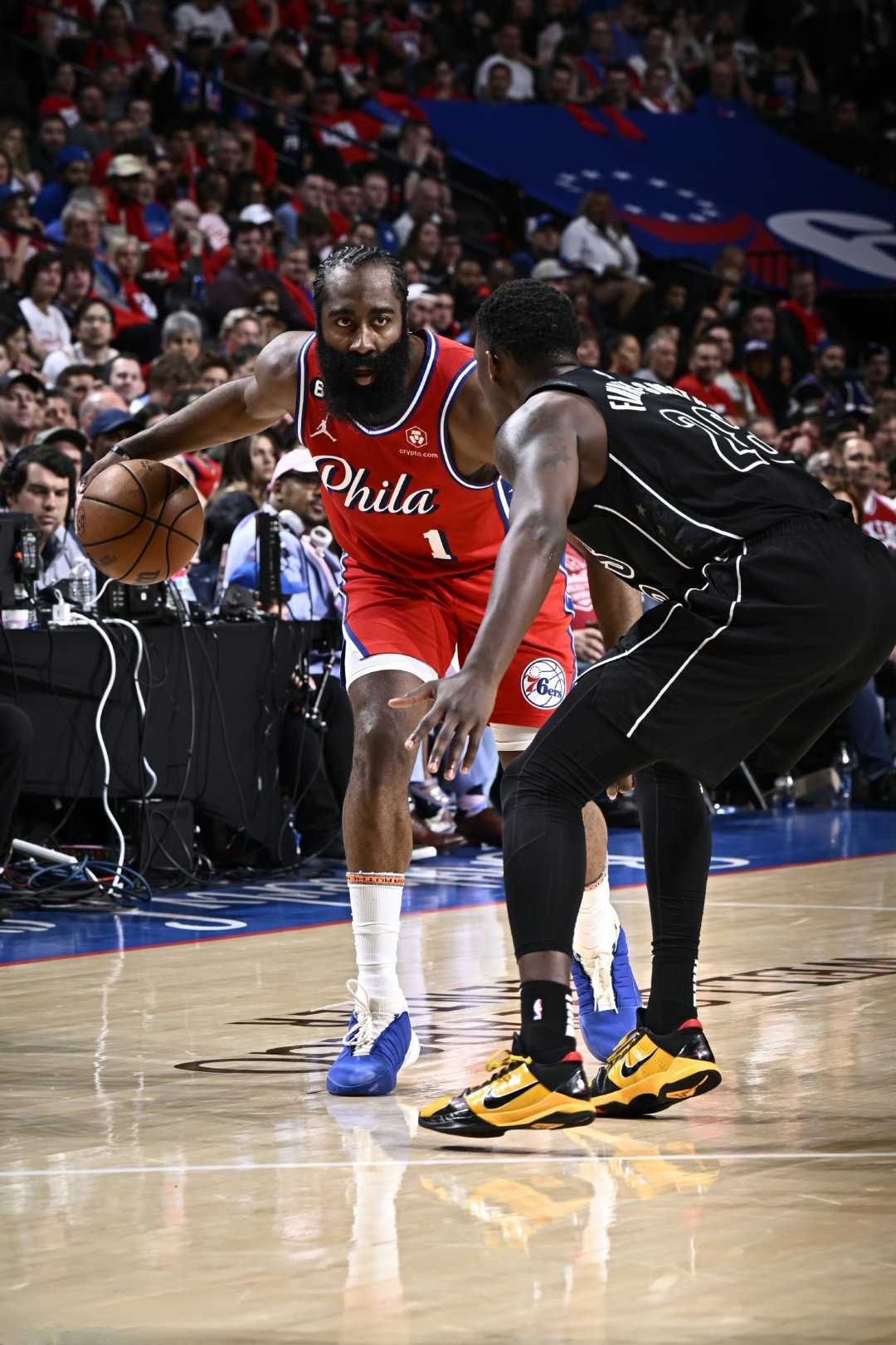 新秀助攻破封盖纪录，风头无两