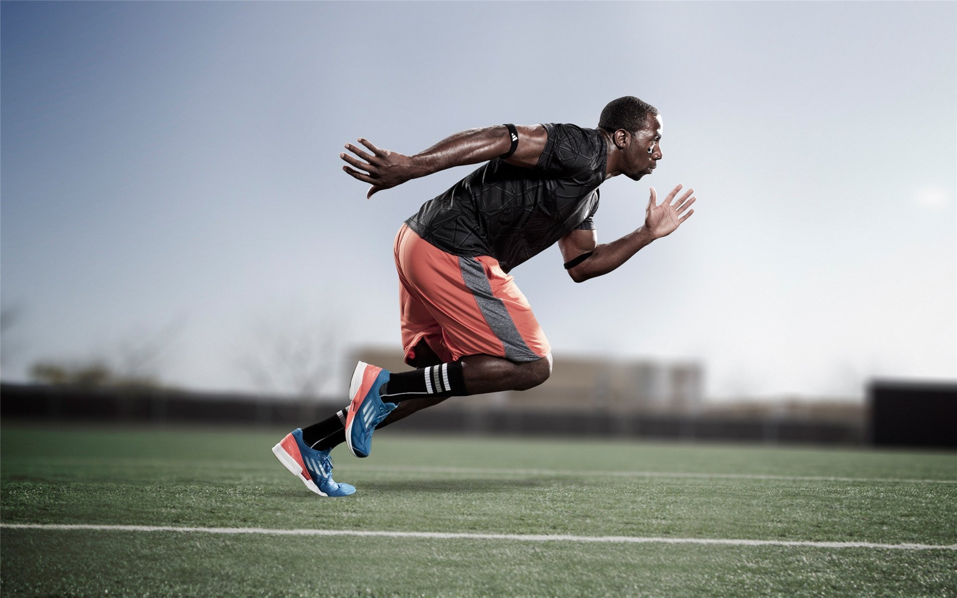 当非洲雄鹰遇上格子军团,C罗式领袖光芒照亮的不只是胜利