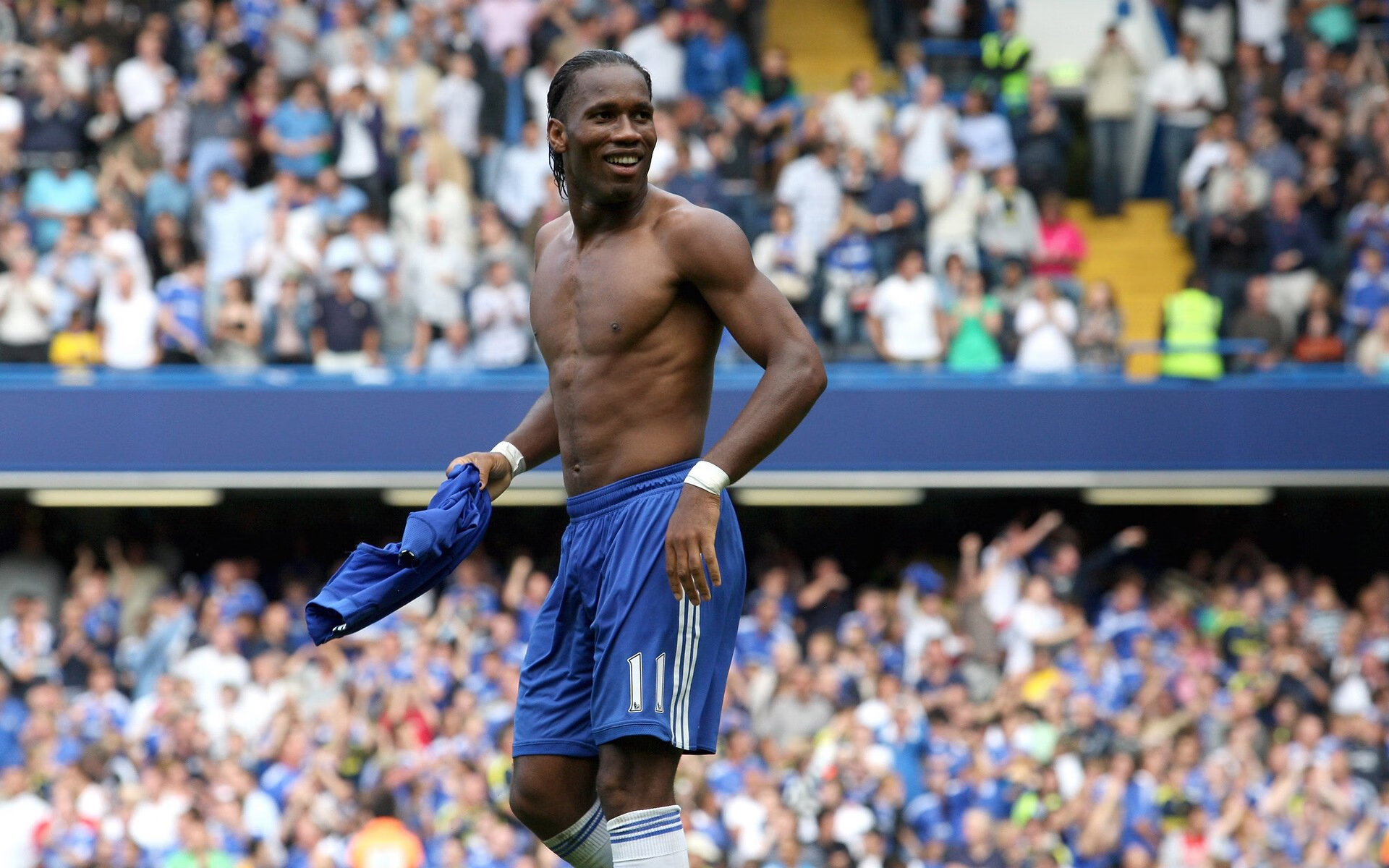 蓝月与铁血的唯一对决，劳塔罗的连续得分，撕裂了曼城的完美防线