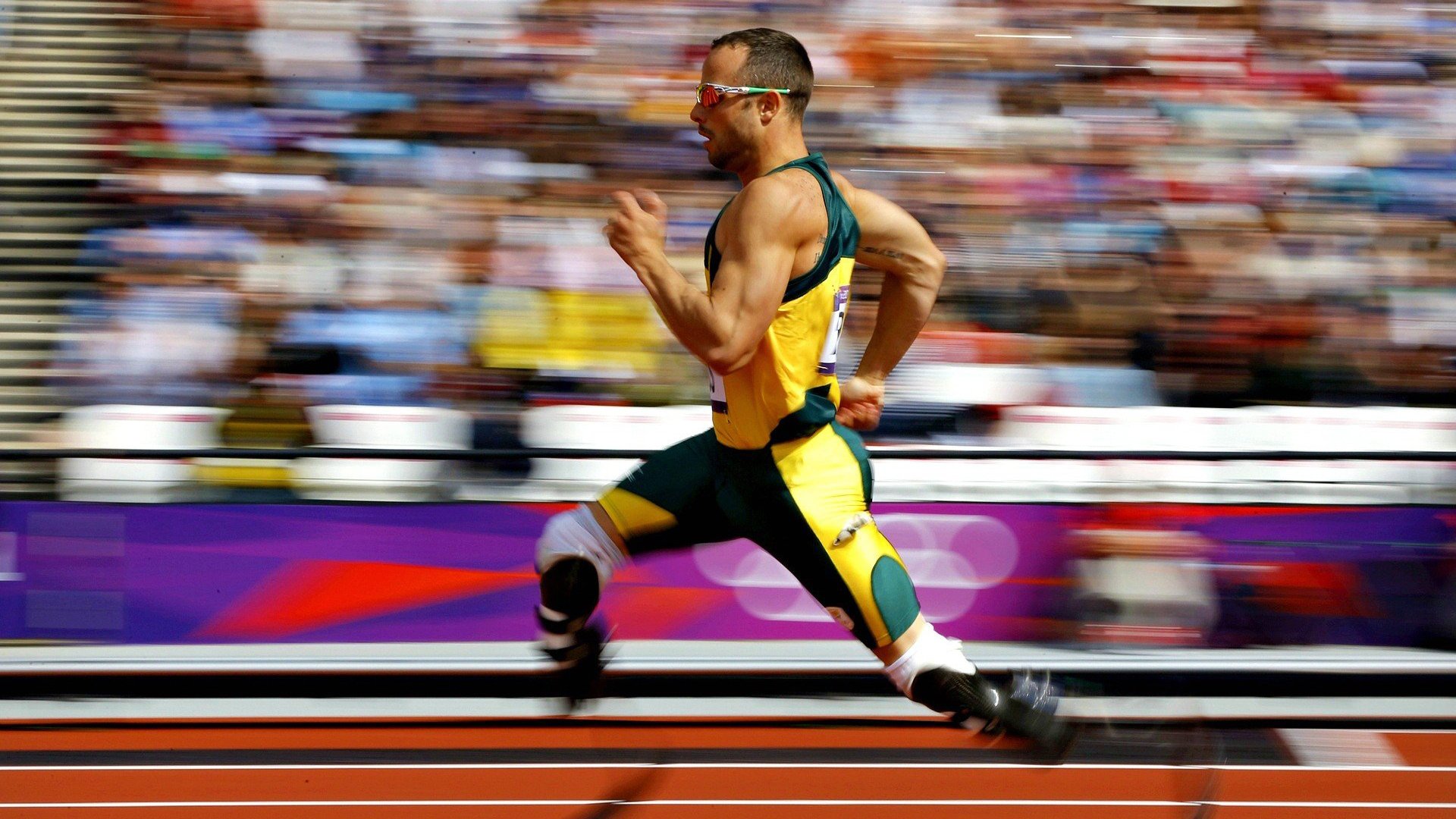 IM体育平台-极速博弈，当F1街道赛之夜，楚阿梅尼成为攻防转换的孤胆核心